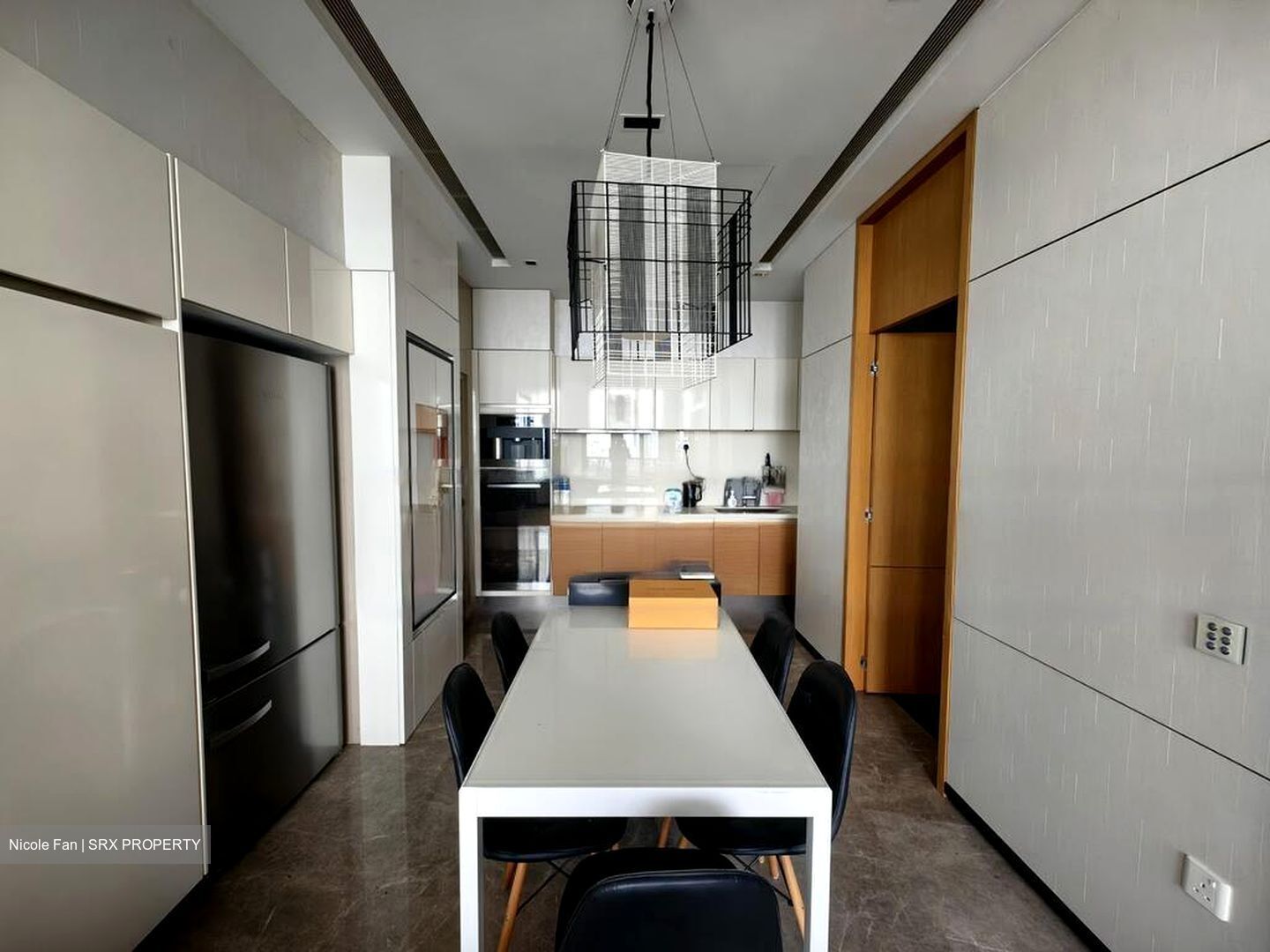 Nouvel 18 (D10), Condominium #484444461